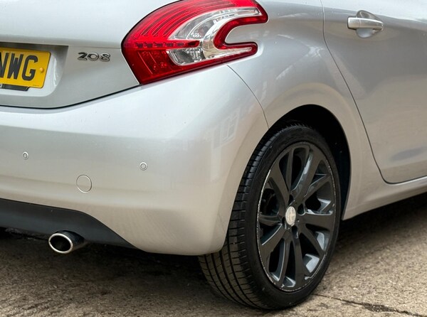 Used Peugeot 208 2012 for sale - 75244721: Photo 28