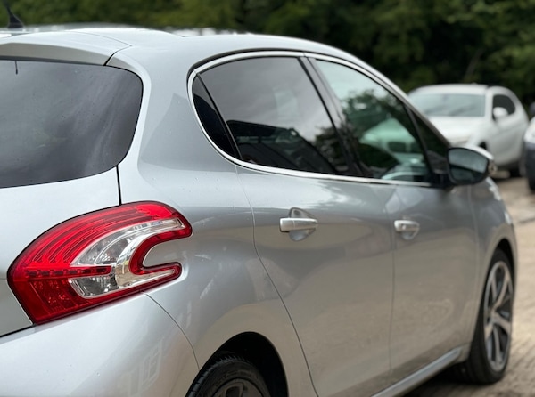 Used Peugeot 208 2012 for sale - 75244721: Photo 29