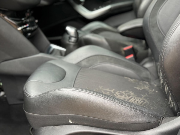 Used Peugeot 208 2012 for sale - 75244721: Photo 32