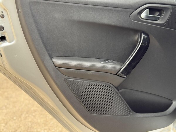 Used Peugeot 208 2012 for sale - 75244721: Photo 35