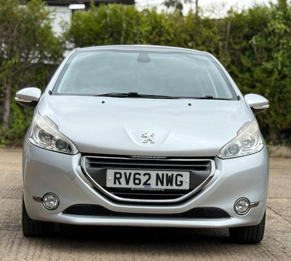 Used Peugeot 208 2012 for sale - 75244721: Photo 3