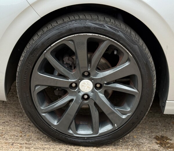 Used Peugeot 208 2012 for sale - 75244721: Photo 44