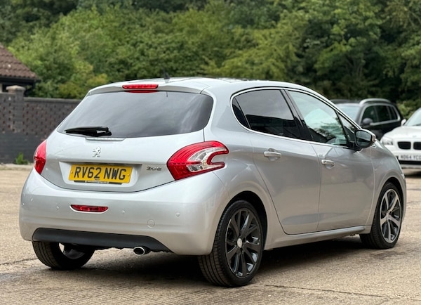 Used Peugeot 208 2012 for sale - 75244721: Photo 9