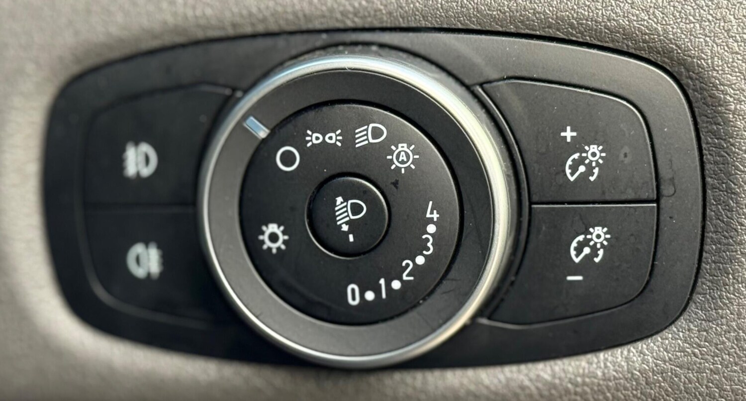 Used Ford Transit Custom 2021 for sale - 76070050: Photo 39
