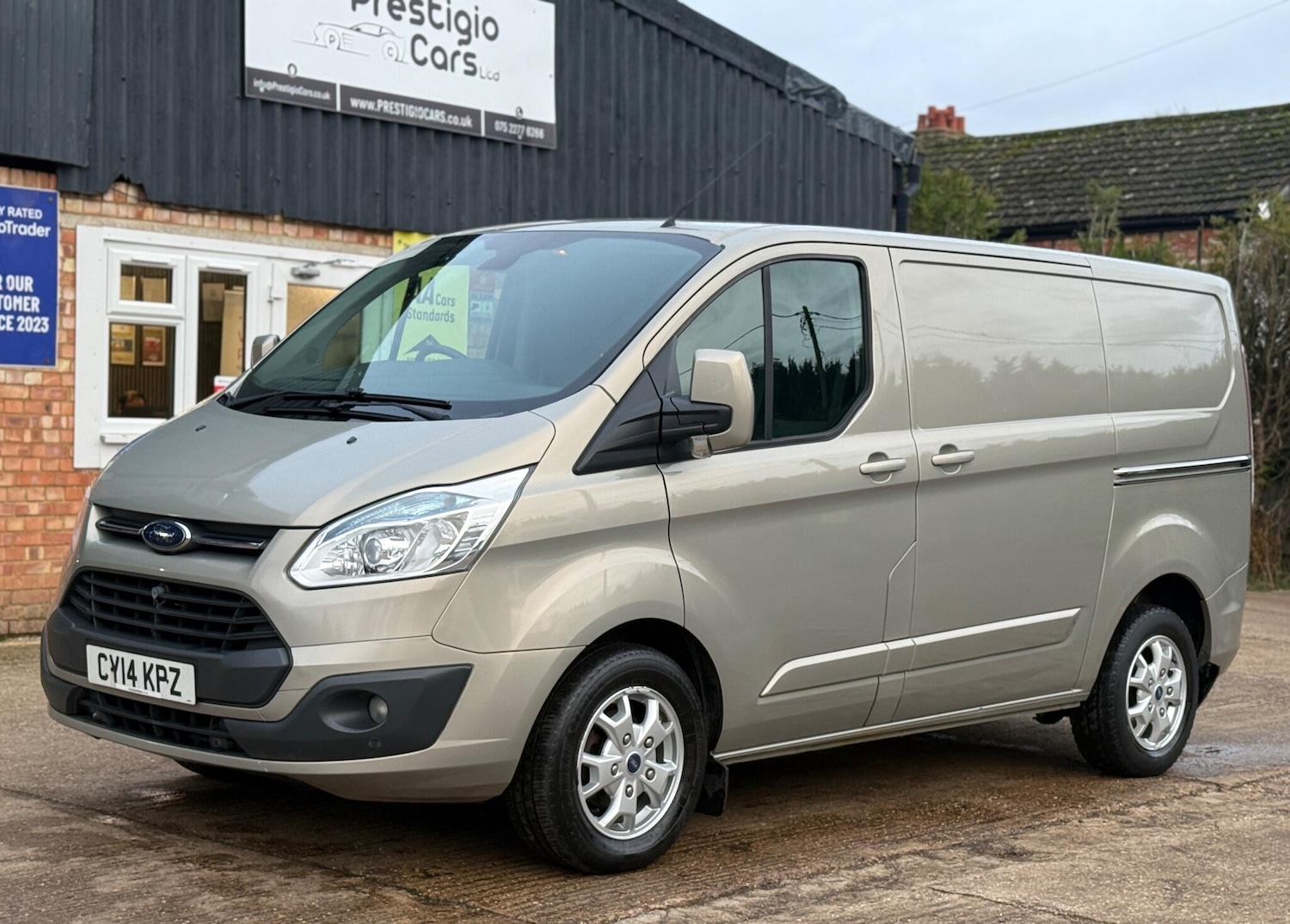 Used Ford Transit Custom 2014 for sale - 76863076: Photo 1