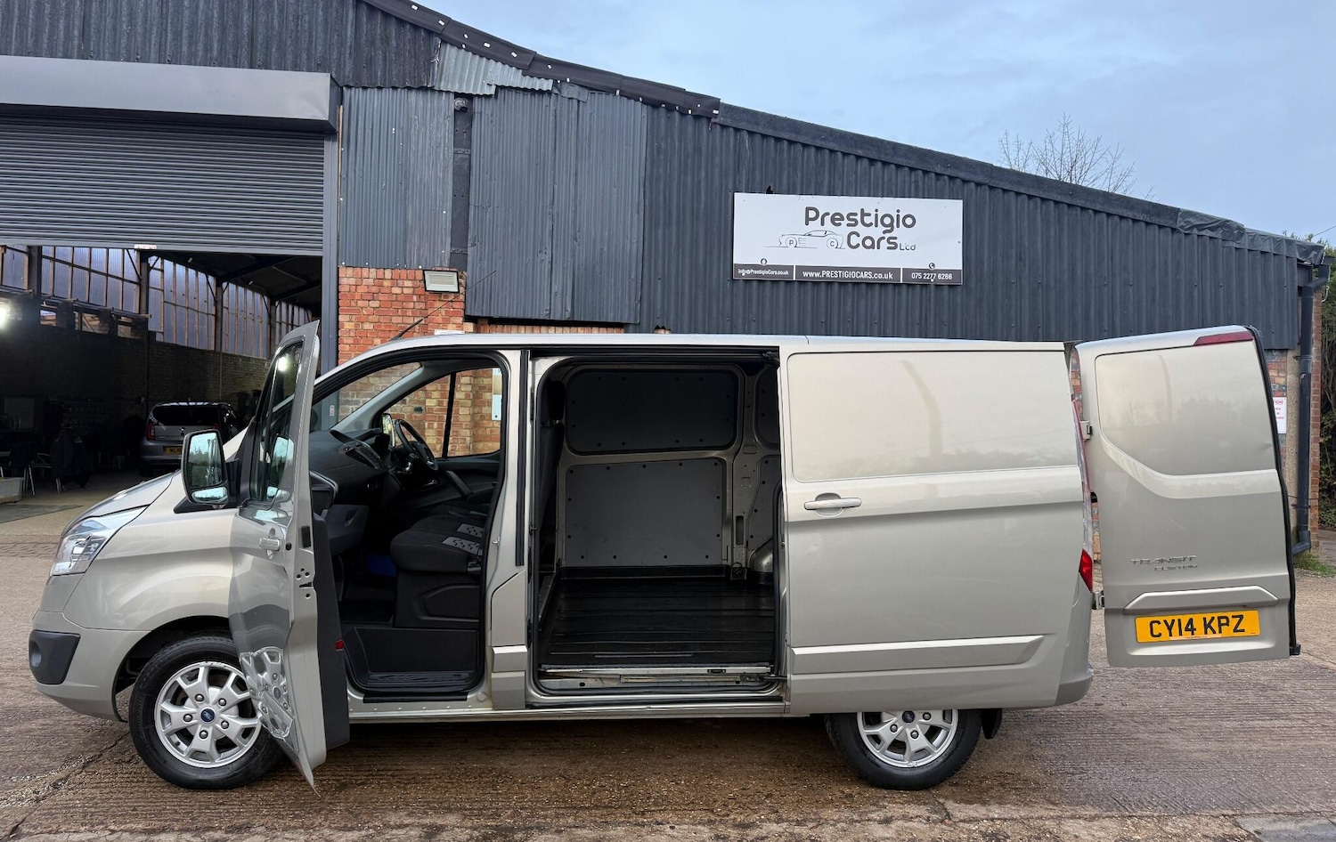 Used Ford Transit Custom 2014 for sale - 76863076: Photo 14