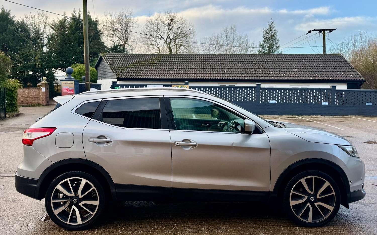 Used Nissan Qashqai 2014 for sale - 77392277: Photo 12