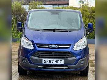 Used Ford Tourneo Custom 2017 for sale - 78847254: Photo