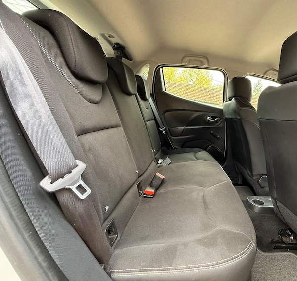 Used Renault Clio 2014 for sale - 76253181: Photo 22
