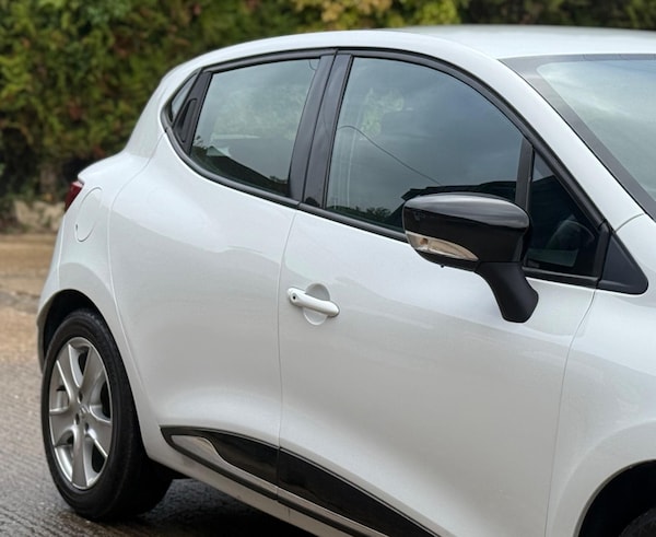 Used Renault Clio 2014 for sale - 76253181: Photo 27