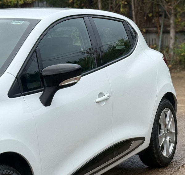 Used Renault Clio 2014 for sale - 76253181: Photo 30