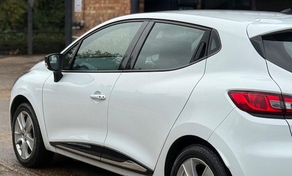 Used Renault Clio 2014 for sale - 76253181: Photo 33