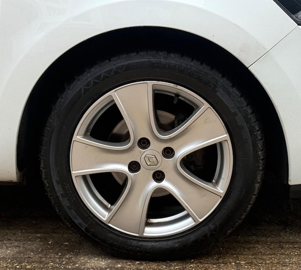 Used Renault Clio 2014 for sale - 76253181: Photo 44