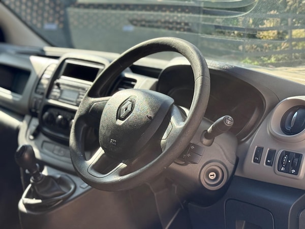 Used Renault Trafic 2019 for sale - 76120148: Photo 12