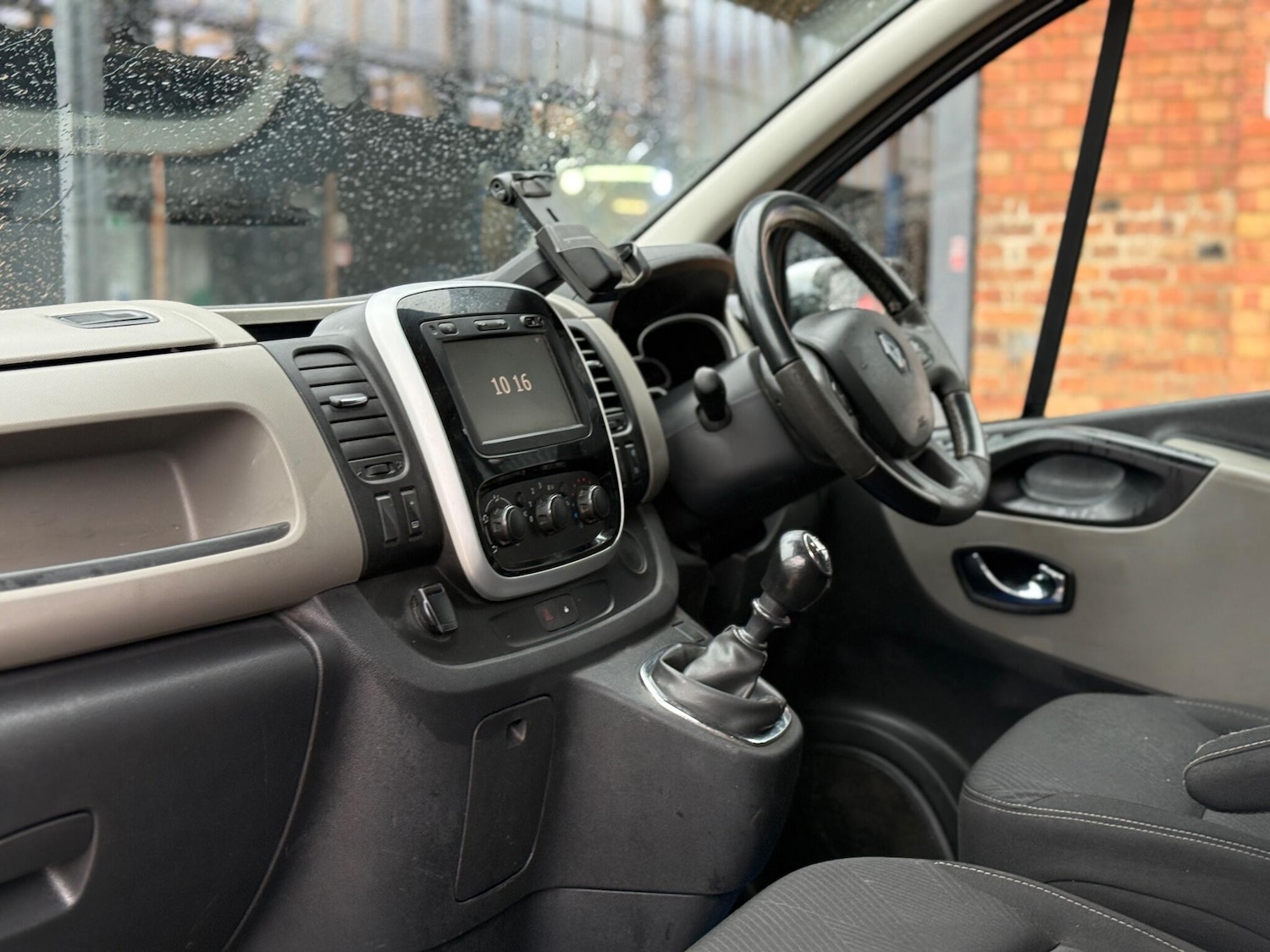 Used Renault Trafic 2019 for sale - 76739335: Photo 15