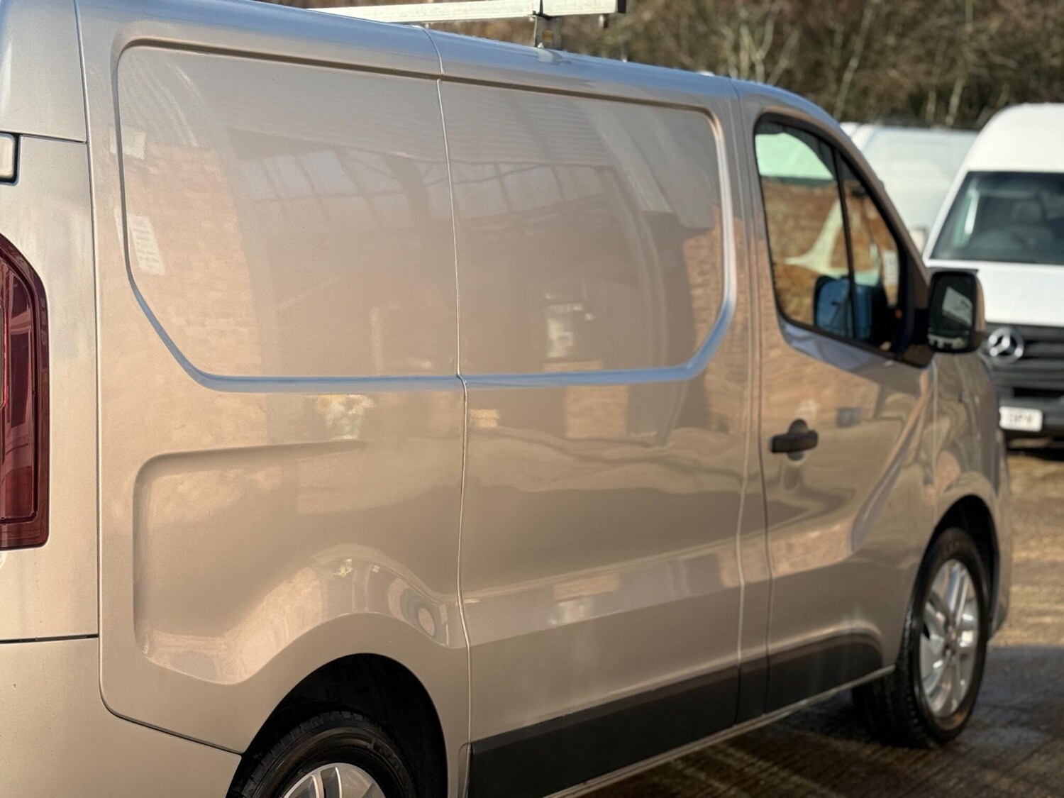 Used Renault Trafic 2019 for sale - 76739335: Photo 32