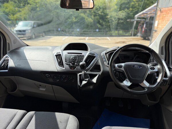 Used Ford Tourneo Custom 2018 for sale - 75361293: Photo 18