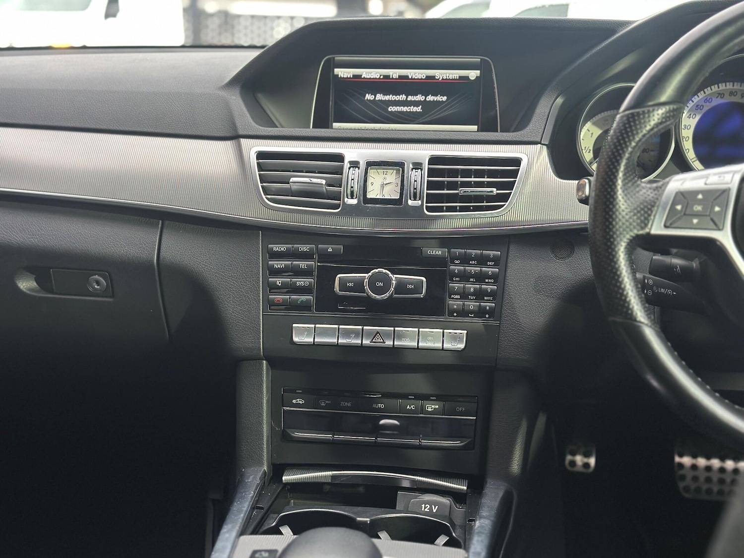 Used Mercedes-Benz E Class 2013 for sale - 76985685: Photo 10