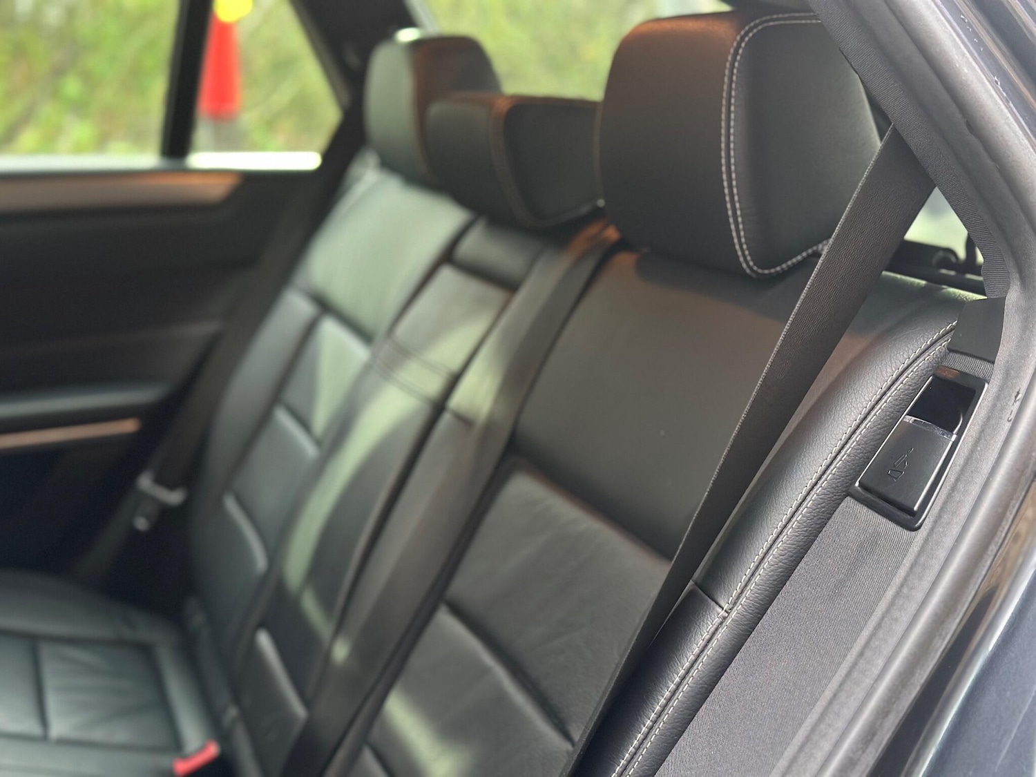 Used Mercedes-Benz E Class 2013 for sale - 76985685: Photo 19