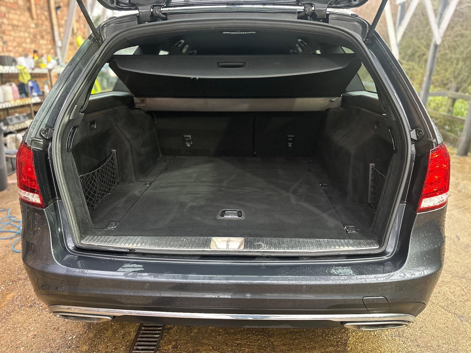 Used Mercedes-Benz E Class 2013 for sale - 76985685: Photo 23