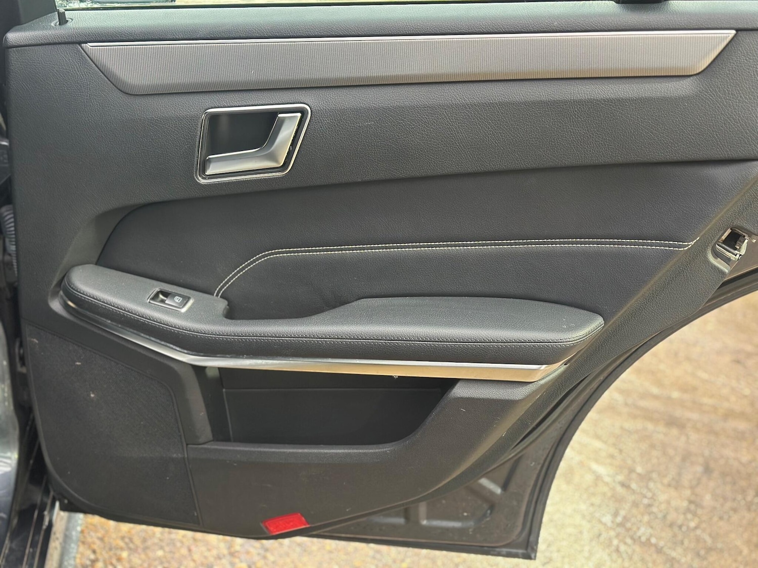 Used Mercedes-Benz E Class 2013 for sale - 76985685: Photo 26