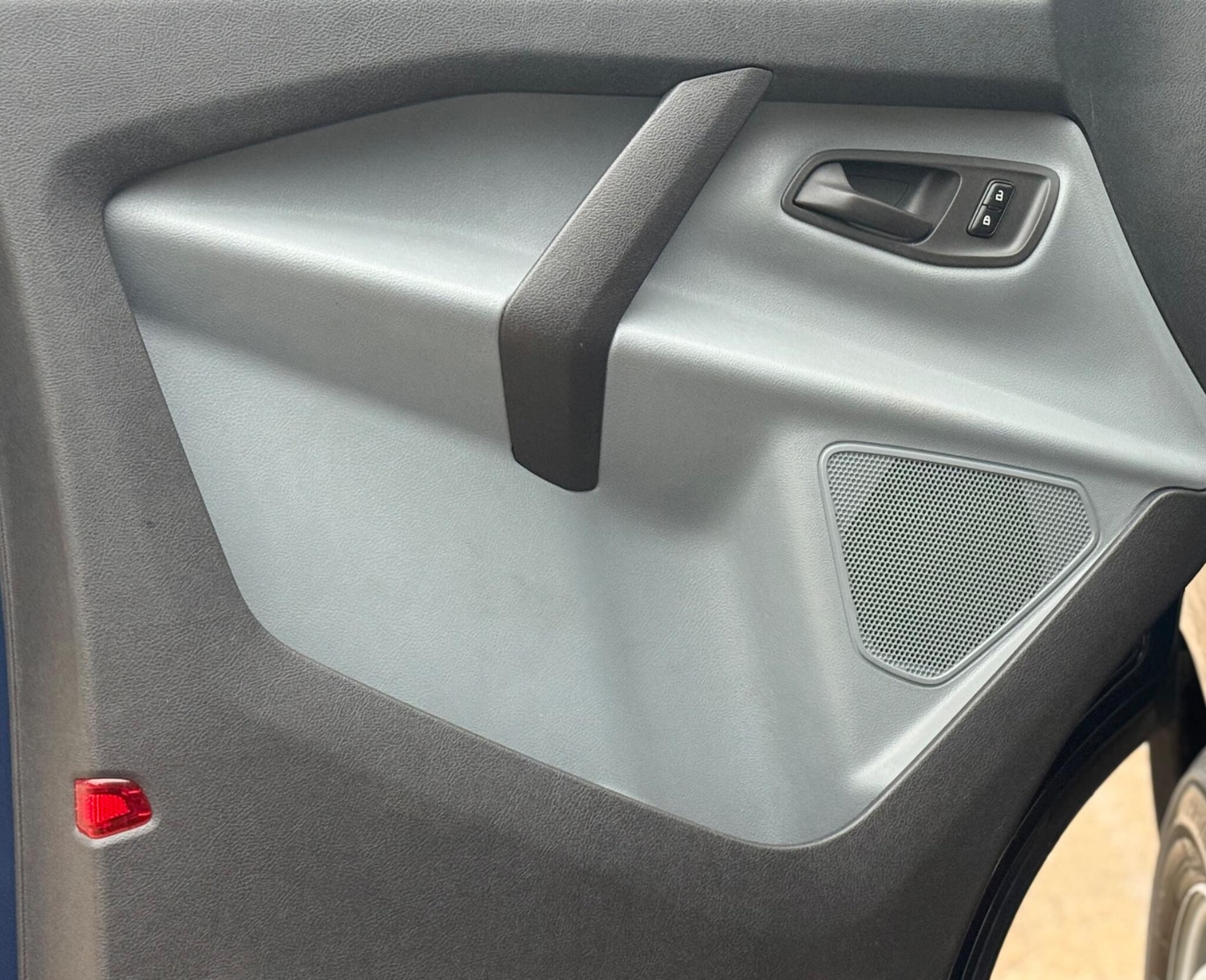 Used Ford Transit Custom 2013 for sale - 77069380: Photo 18