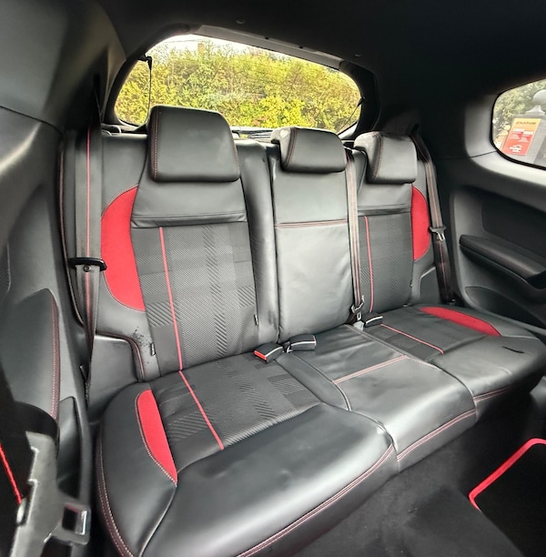 Used Peugeot 208 2015 for sale - 76273706: Photo 15