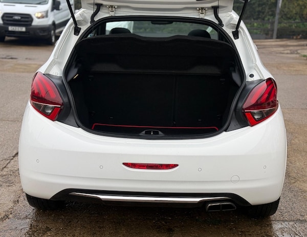 Used Peugeot 208 2015 for sale - 76273706: Photo 19