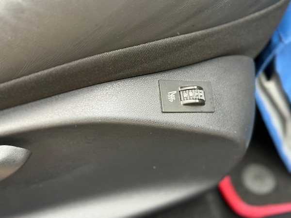 Used Peugeot 208 2015 for sale - 76273706: Photo 38