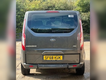 Used Ford Tourneo Custom 2018 for sale - 75937909: Photo