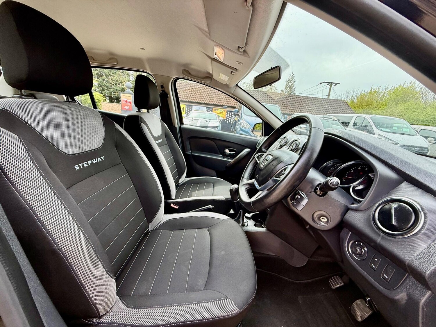 Used Dacia Sandero Stepway 2019 for sale - 78177222: Photo 14