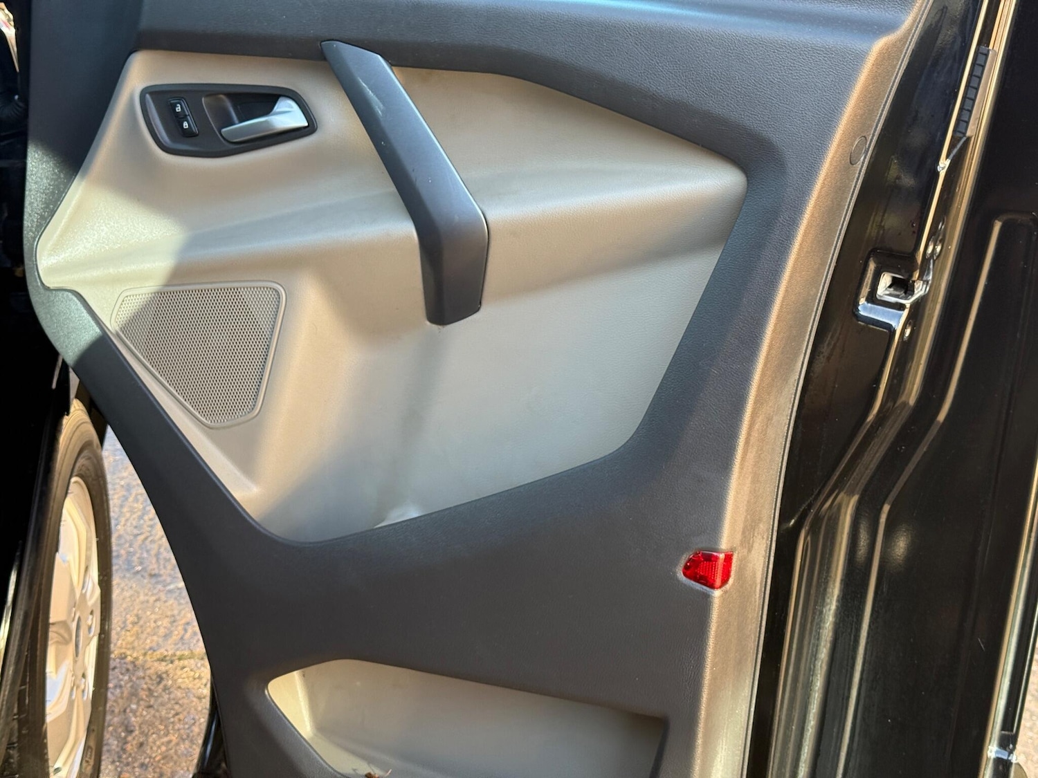 Used Ford Tourneo Custom 2018 for sale - 76777429: Photo 17