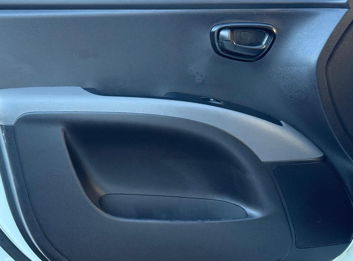 Used Hyundai i10 2012 for sale - 77096091: Photo 18