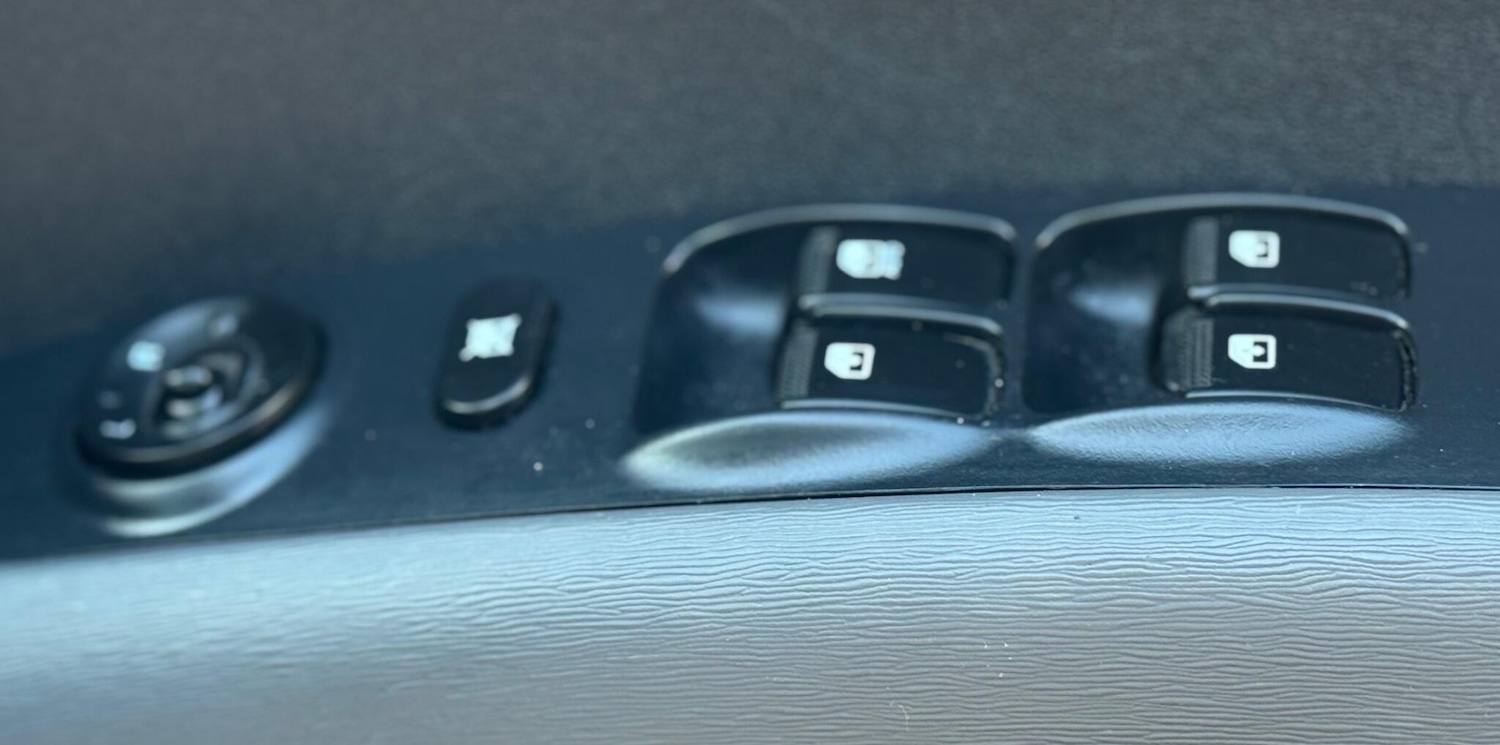 Used Hyundai i10 2012 for sale - 77096091: Photo 40