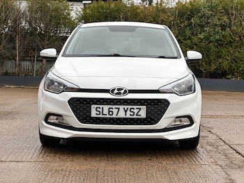 Used Hyundai i20 2018 for sale - 77161265: Photo