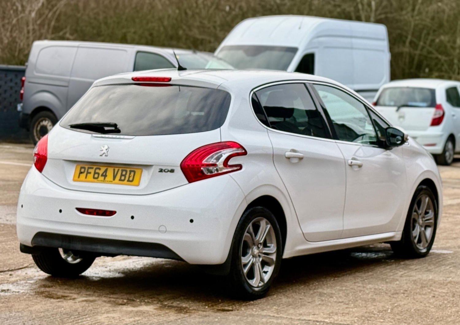Used Peugeot 208 2015 for sale - 77327267: Photo 11