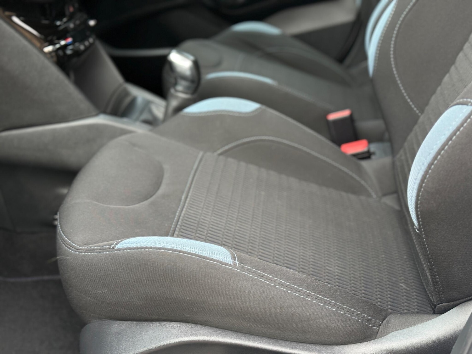 Used Peugeot 208 2015 for sale - 77327267: Photo 34