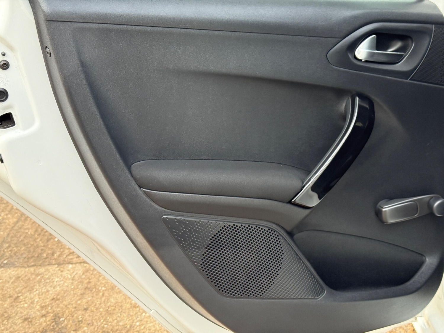 Used Peugeot 208 2015 for sale - 77327267: Photo 37