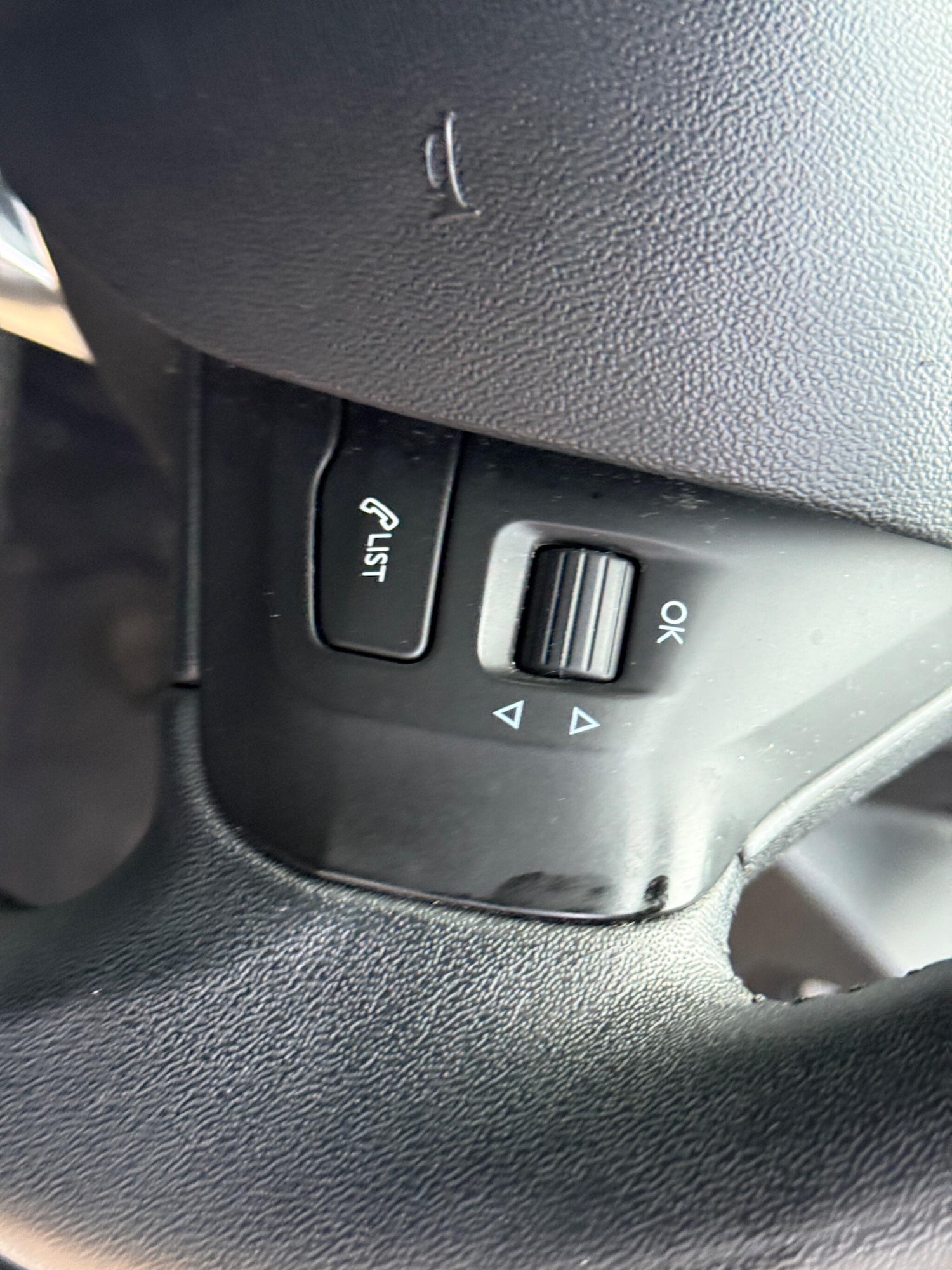 Used Peugeot 208 2015 for sale - 77327267: Photo 41