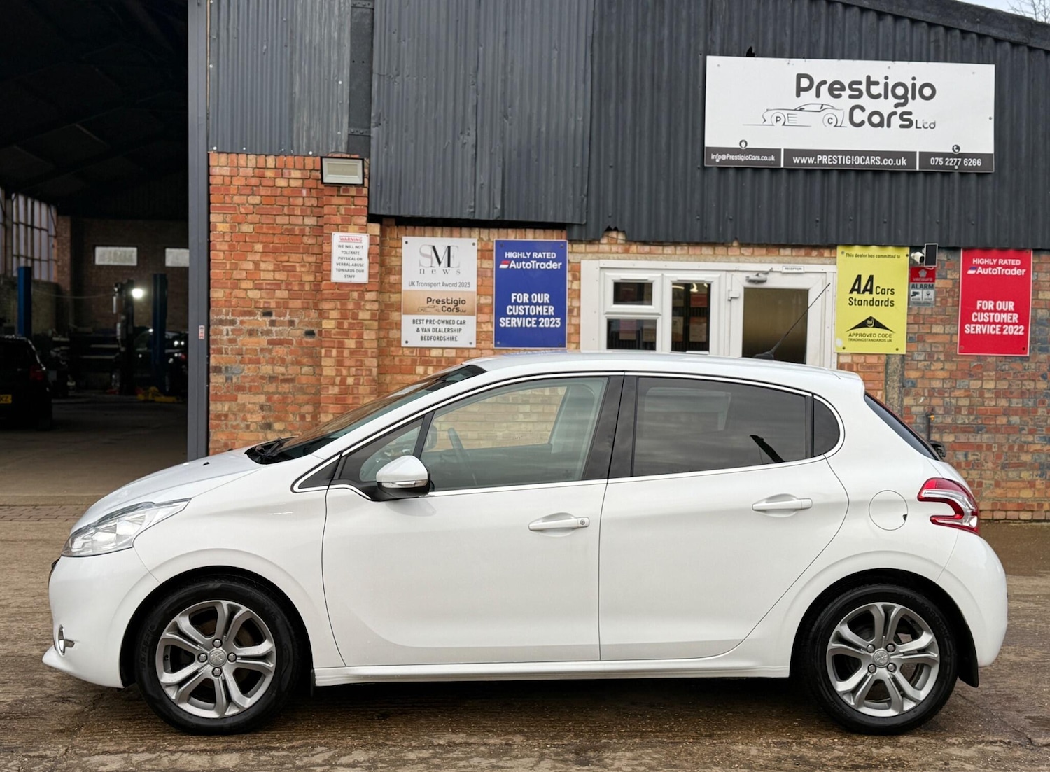 Used Peugeot 208 2015 for sale - 77327267: Photo 7