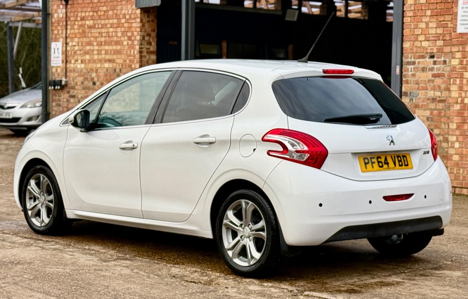 Used Peugeot 208 2015 for sale - 77327267: Photo 9