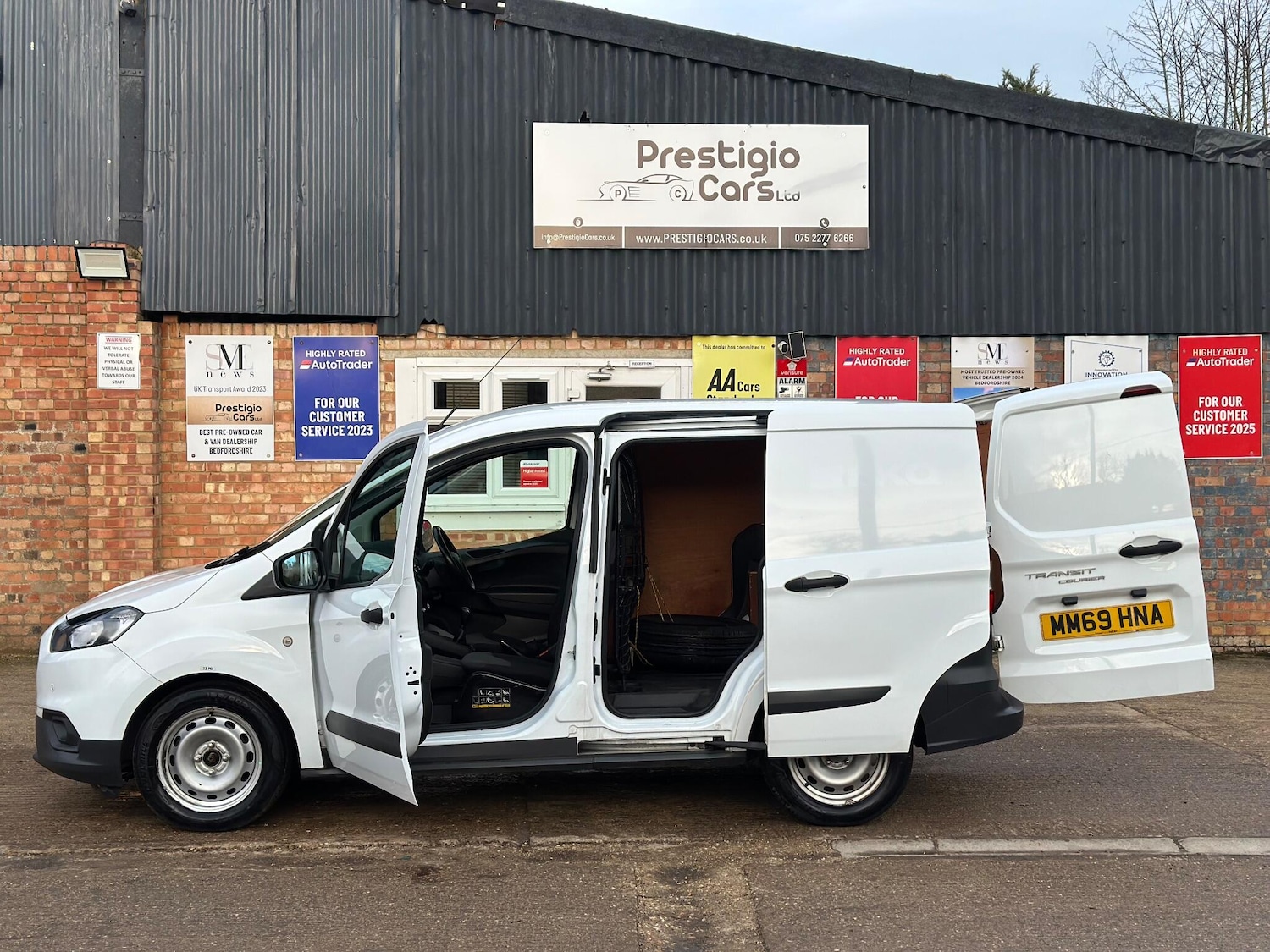 Used Ford Transit Courier 2020 for sale - 77200780: Photo 10