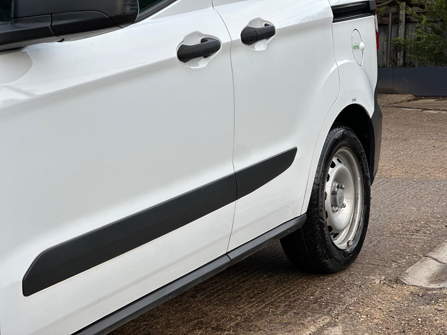 Used Ford Transit Courier 2020 for sale - 77200780: Photo 21