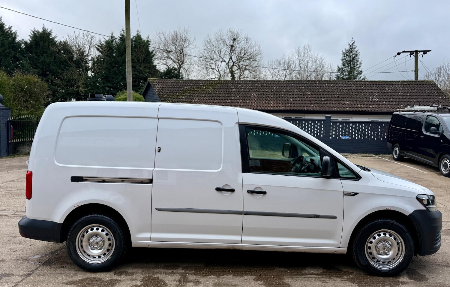Used Volkswagen Caddy Maxi 2018 for sale - 77533655: Photo 11