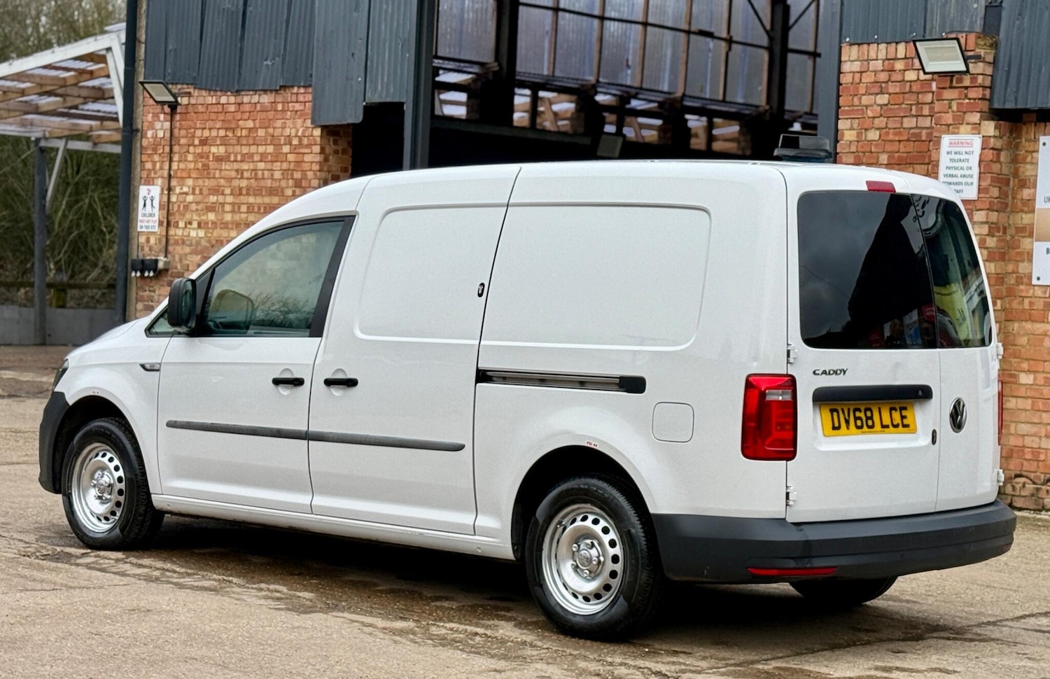 Used Volkswagen Caddy Maxi 2018 for sale - 77533655: Photo 9