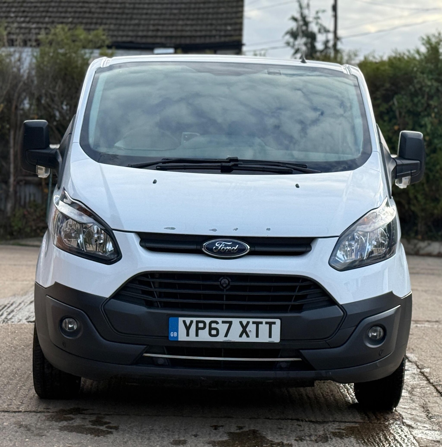 Used Ford Transit Custom 2017 for sale - 76341031: Photo 1