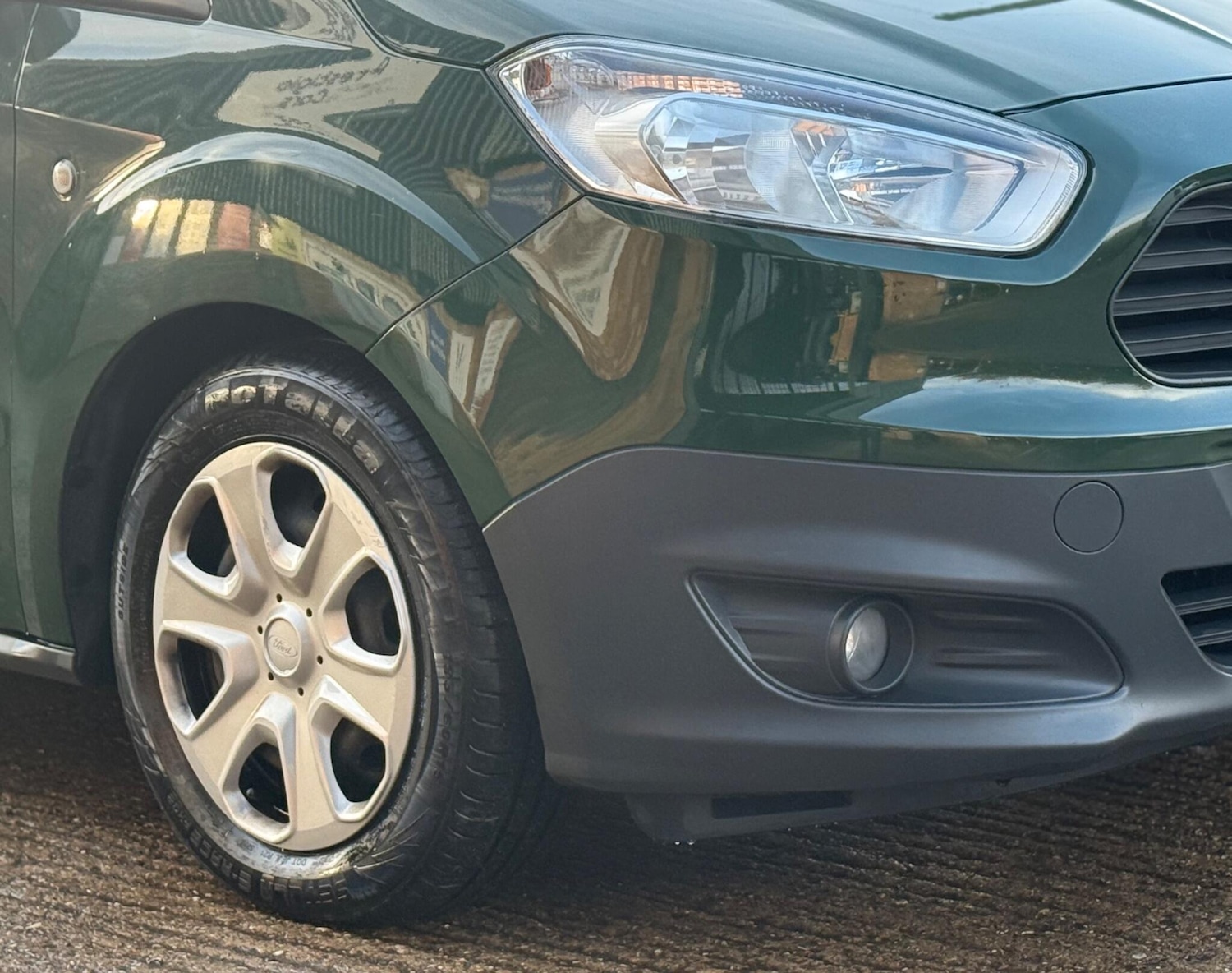 Used Ford Transit Courier 2018 for sale - 76830830: Photo 23