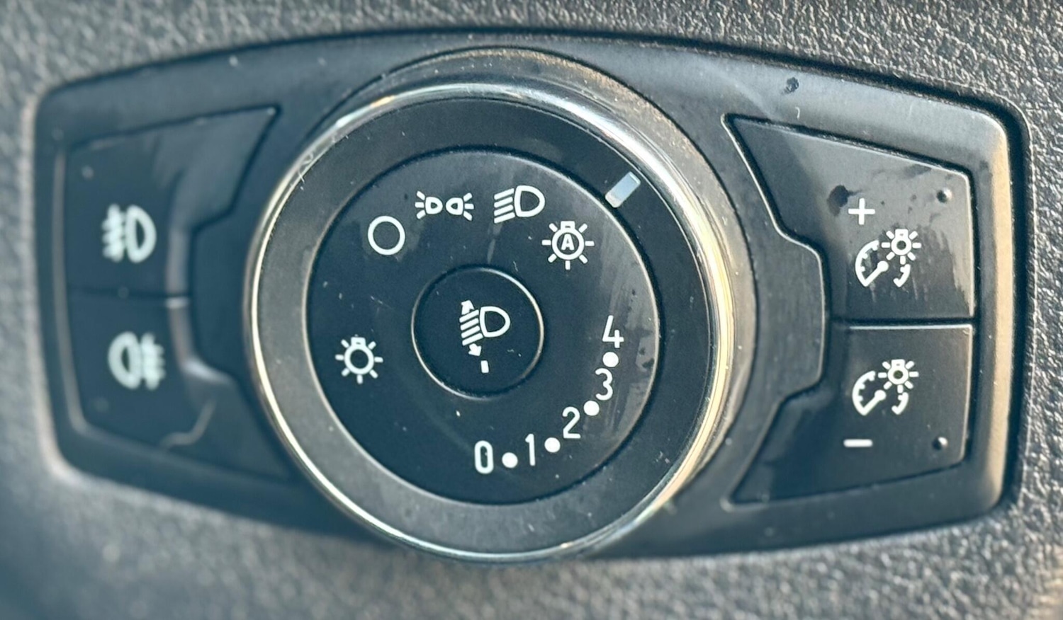 Used Ford Transit Courier 2018 for sale - 76830830: Photo 40