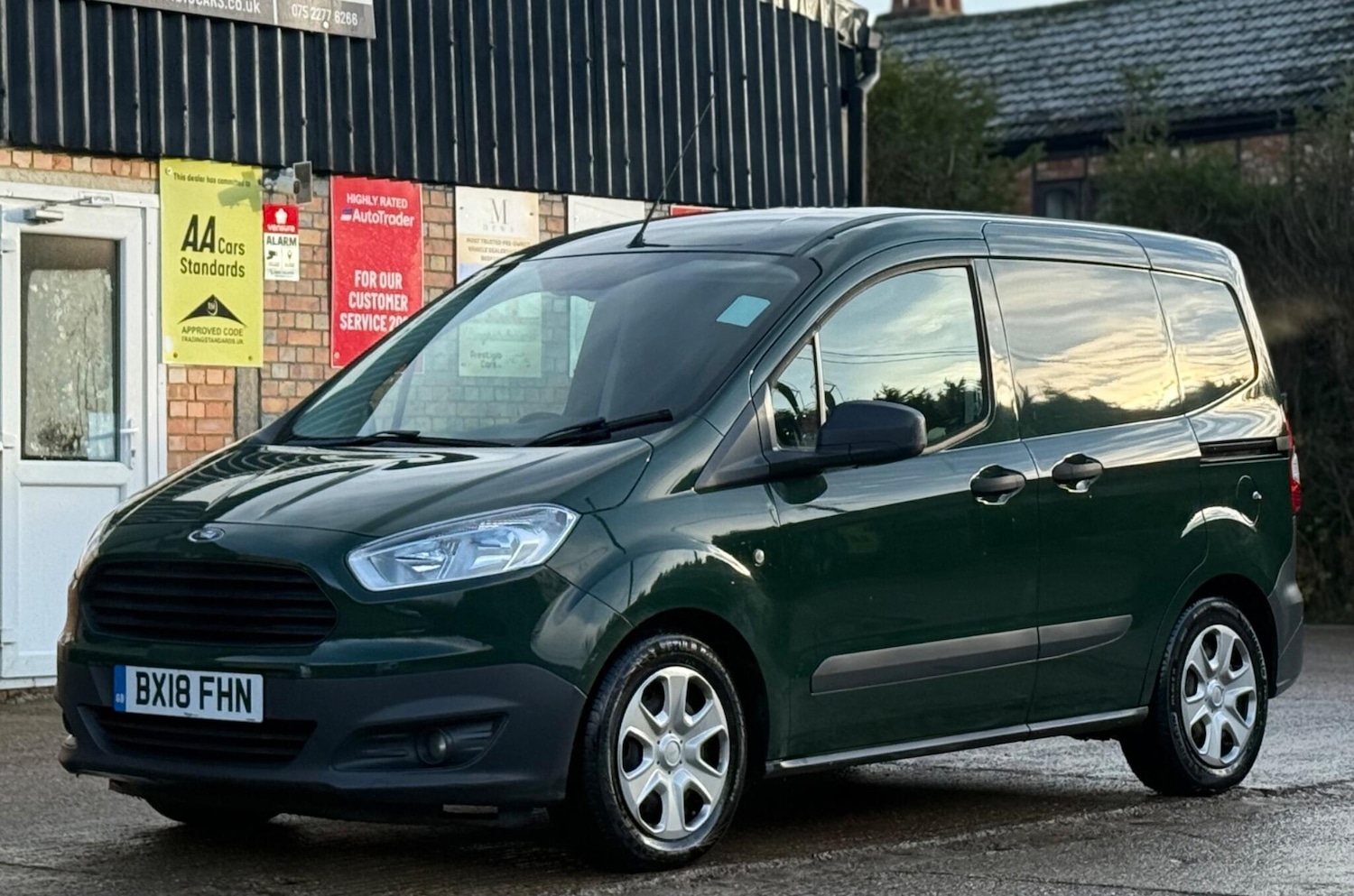 Used Ford Transit Courier 2018 for sale - 76830830: Photo 5