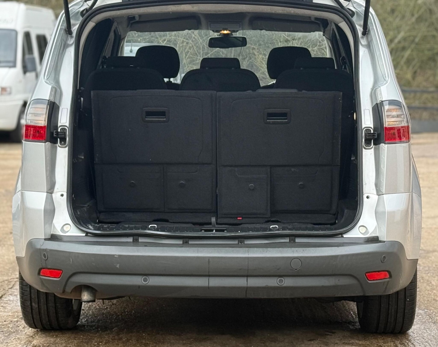 Used Ford S-Max 2010 for sale - 77506041: Photo 23